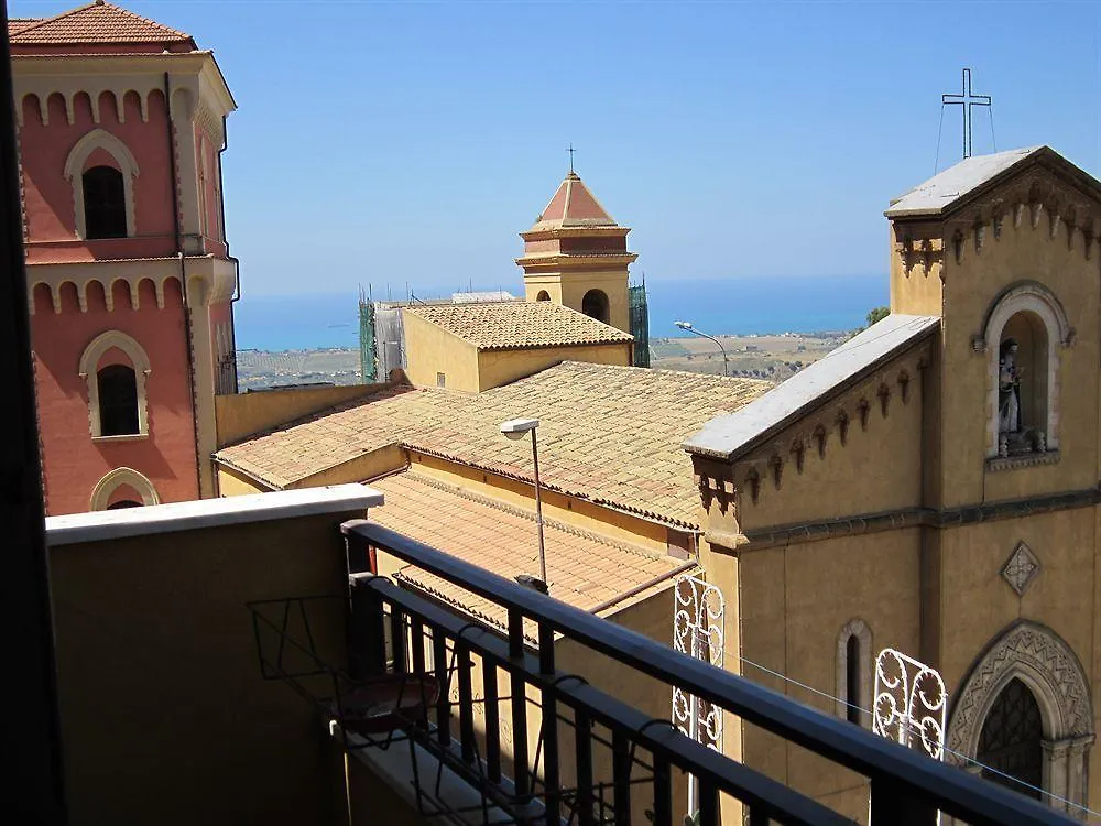 La Dolce Vita - Luxury House Agrigento Bed & Breakfast