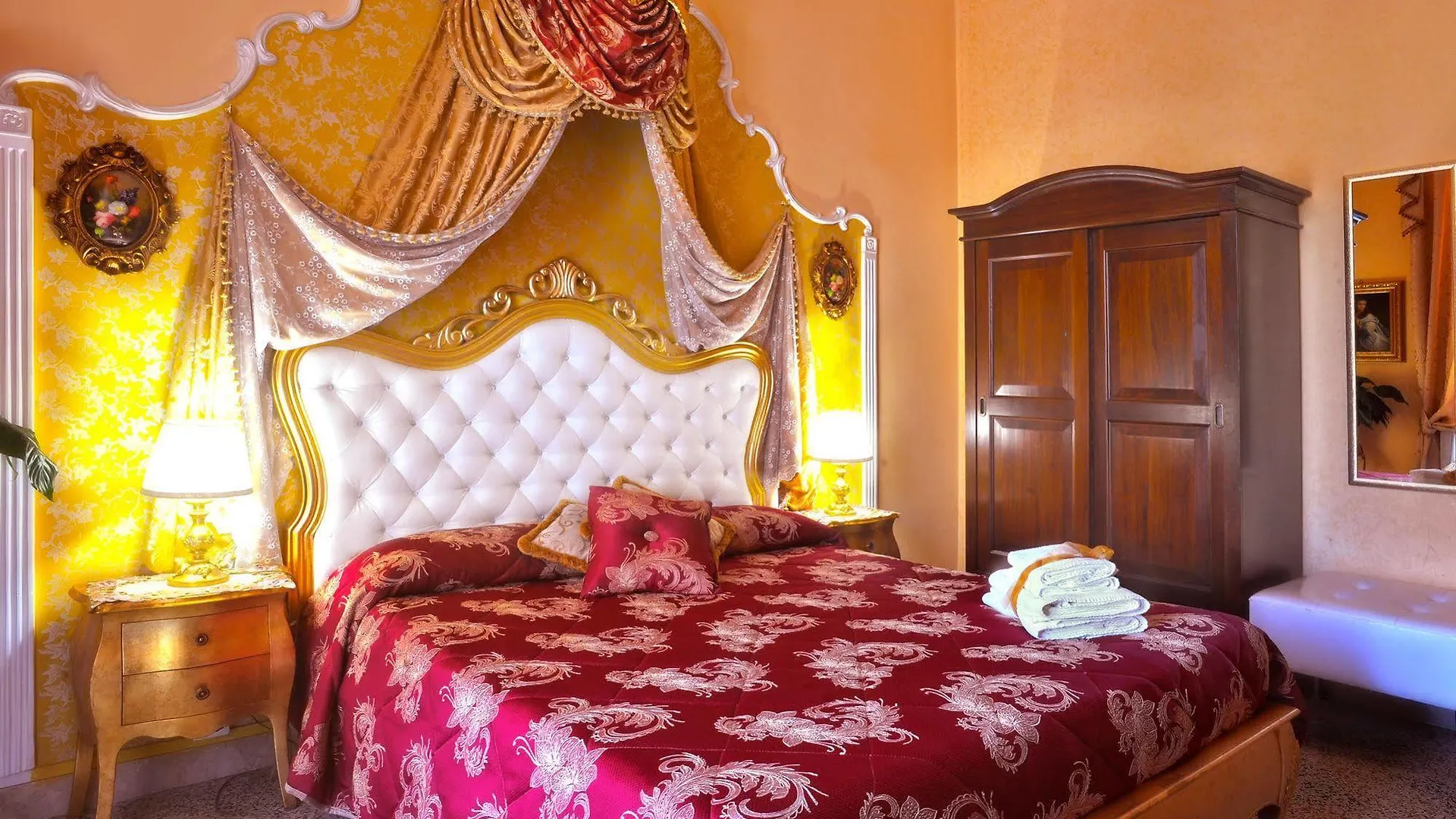 La Dolce Vita - Luxury House Agrigento 2*,  Italy